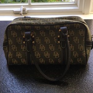 Dooney & Bourke Handbag